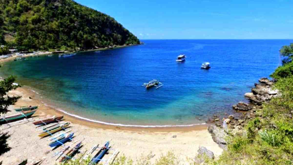 Eksplorasi Teluk Tomini